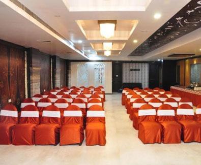 Simran Heritage Raipur  Bagian luar foto