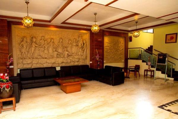Simran Heritage Raipur  Bagian luar foto