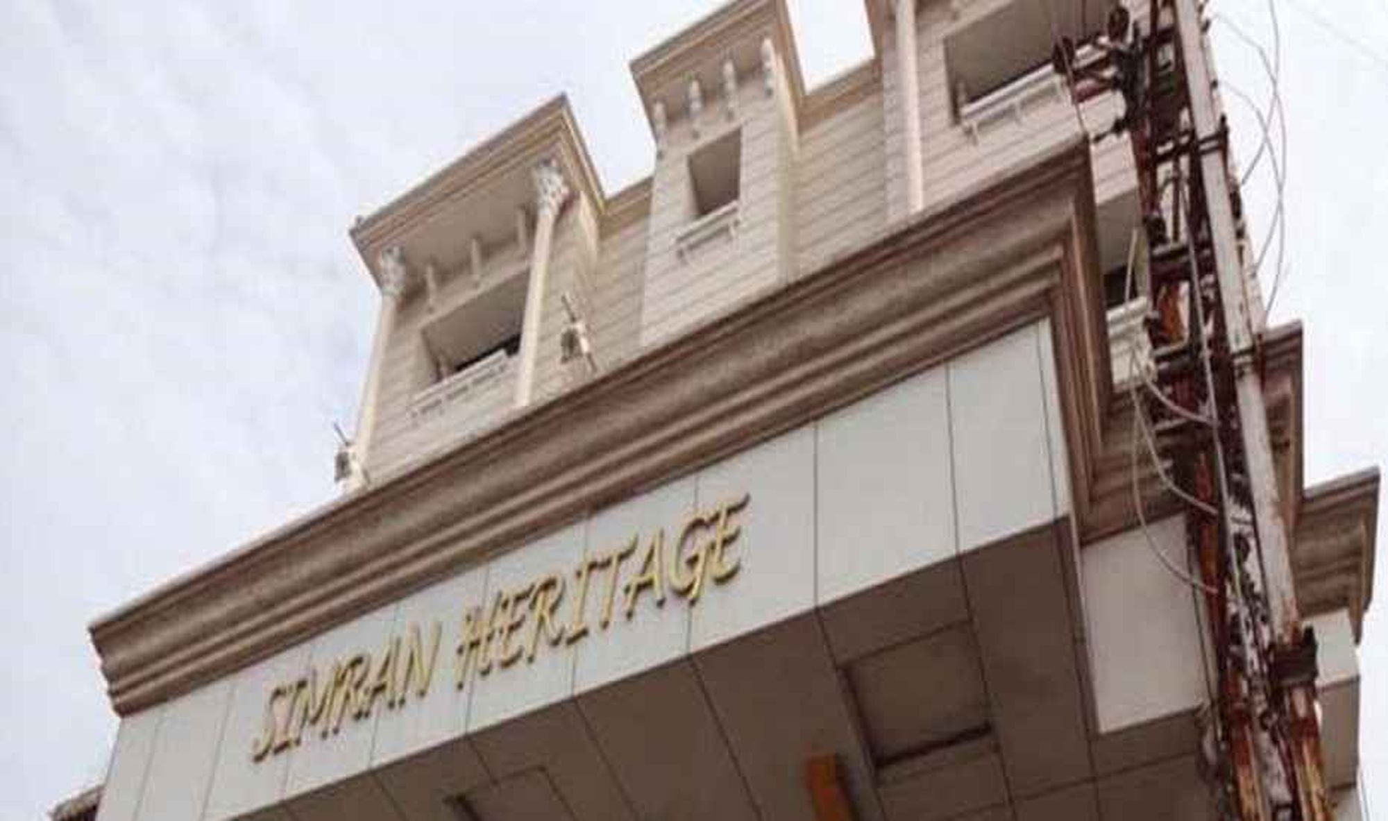 Simran Heritage Raipur  Bagian luar foto